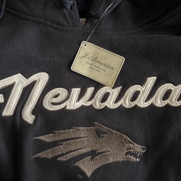 UNIVERSITY OF NEVADA UNR COLLEGIATE EMBROIDERED HOODIE SWEATSHIRT - Picture 3 of 5